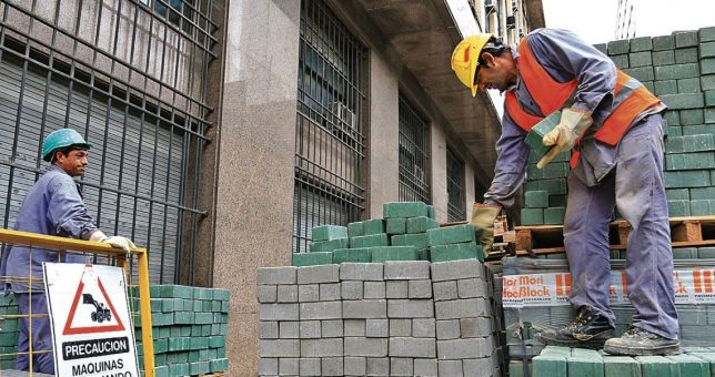 También se desploma la construcción y ya no quedan brotes verdes También se desploma la construcción y ya no quedan brotes verdes