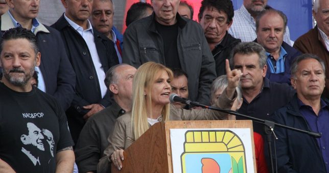 En La Matanza el bono de fin de año para los municipales será de 18 mil pesos En La Matanza el bono de fin de año para los municipales será de 18 mil pesos
