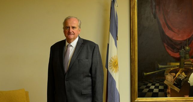 Arcor, otra empresa que se sumó al pedido de una reforma laboral Arcor, otra empresa que se sumó al pedido de una reforma laboral