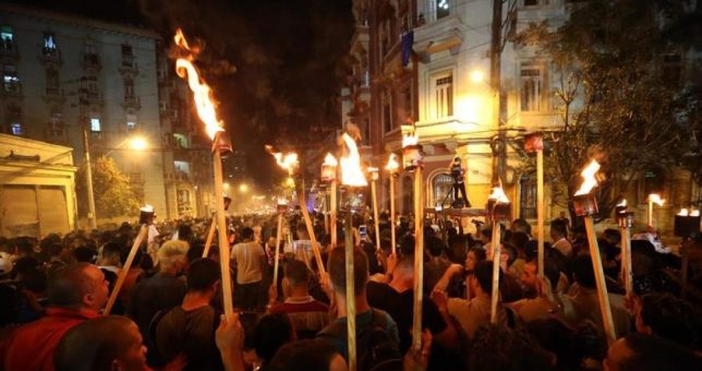 Gremios del transporte y de la seguridad social se suman a la marcha contra los tarifazos Gremios del transporte y de la seguridad social se suman a la marcha contra los tarifazos