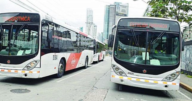Mi Bus presentó preventivo de crisis y temen 70 despidos Mi Bus presentó preventivo de crisis y temen 70 despidos