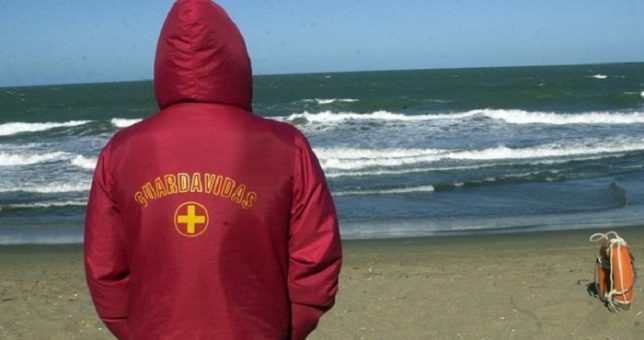 Todavía no hay acuerdo y los guardavidas mantienen la amenaza de paro en la costa Todavía no hay acuerdo y los guardavidas mantienen la amenaza de paro en la costa