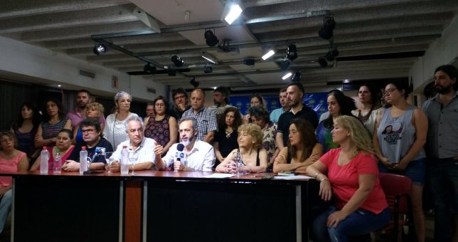 Docentes porteños ratificaron que si cierran las 14 escuelas nocturnas este año no iniciarán las clases Docentes porteños ratificaron que si cierran las 14 escuelas nocturnas este año no iniciarán las clases