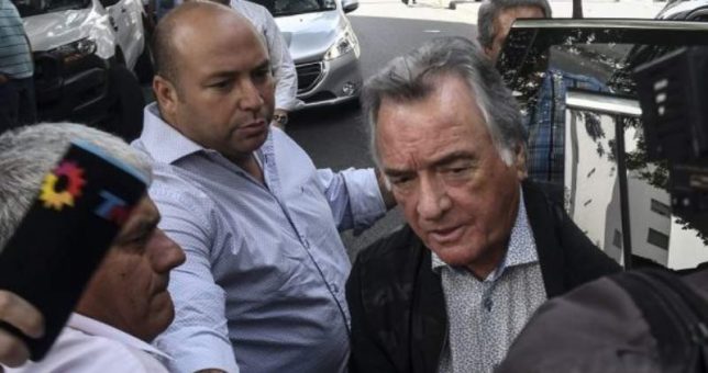 Denunciaron penalmente a Triaca y a los delfines de Barrionuevo por conformar una asociación ilícita para apoderarse de UPSRA Denunciaron penalmente a Triaca y a los delfines de Barrionuevo por conformar una asociación ilícita para apoderarse de UPSRA