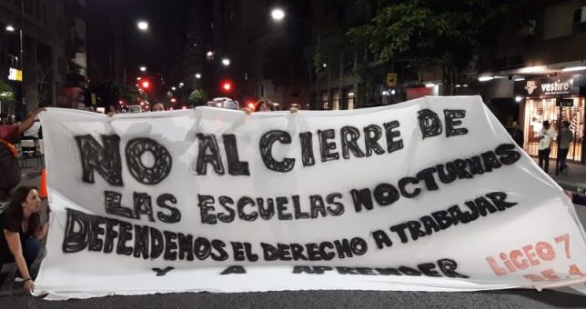 Los docentes se sumarán al ruidazo del viernes para pedir que Larreta no cierre las escuelas nocturnas