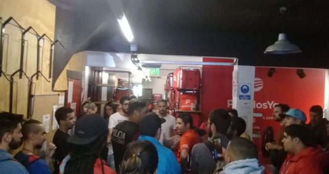 Precarización al palo: PedidosYa echó a 450 repartidores Precarización al palo: PedidosYa echó a 450 repartidores