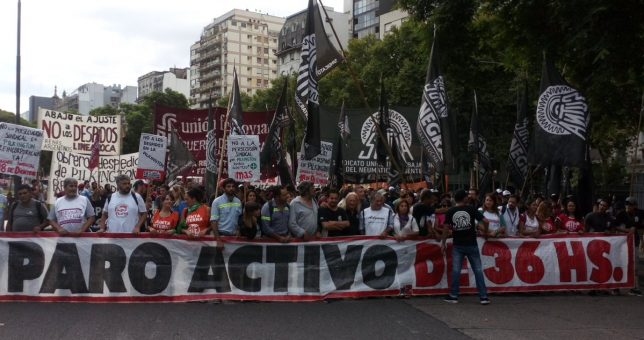 El sindicalismo combativo marchó a Plaza de Mayo contra los despidos y pidió un paro activo de 36 horas El sindicalismo combativo marchó a Plaza de Mayo contra los despidos y pidió un paro activo de 36 horas