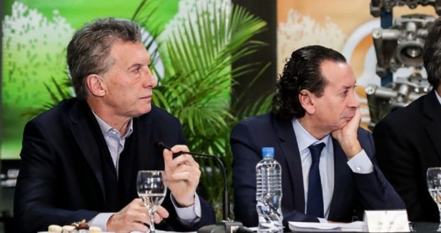 ¿Reforma laboral por etapas y por decreto?