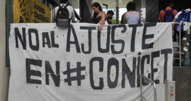 Ahora el CONICET le niega licencias por maternidad a investigadores en formación Ahora el CONICET le niega licencias por maternidad a investigadores en formación