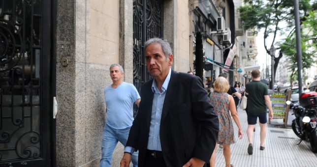 Bancarios cerró un adelanto a cuenta de las paritarias 2019 y se calienta la pelea salarial