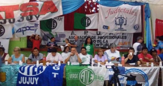 Los estatales jujeños rechazaron el miniaumento del 10% que ofertó Morales Los estatales jujeños rechazaron el miniaumento del 10% que ofertó Morales