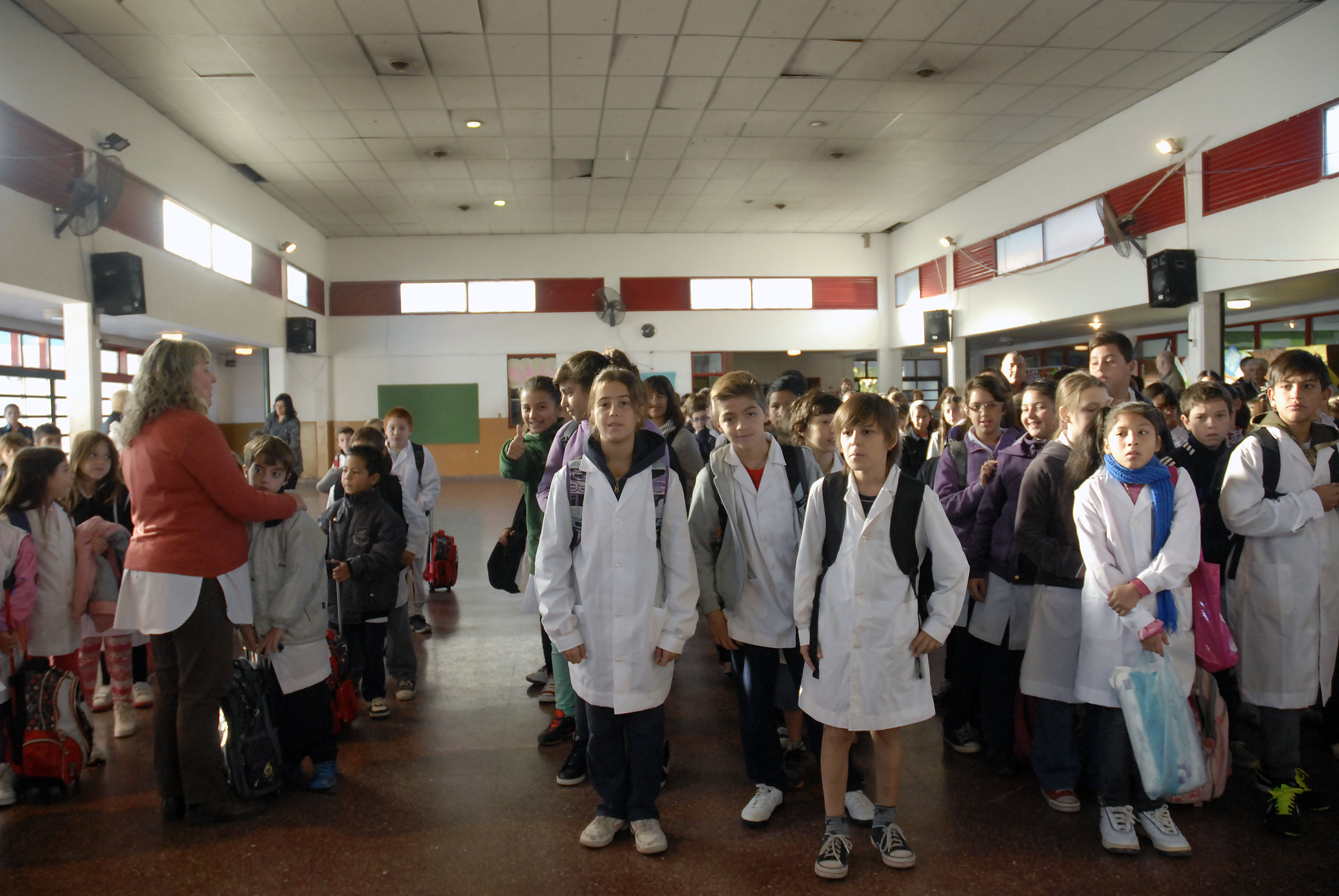 Vuelta a clases tras 17 días de paro