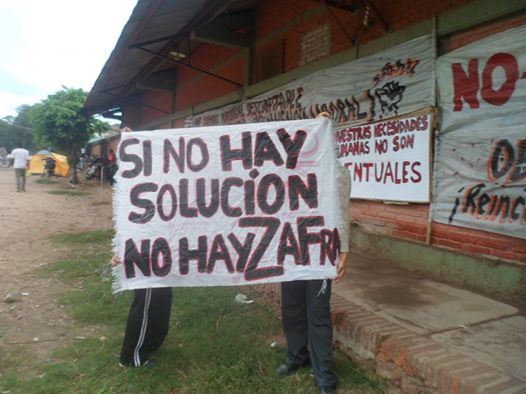 Acampe por despidos en un ingenio de Blaquier