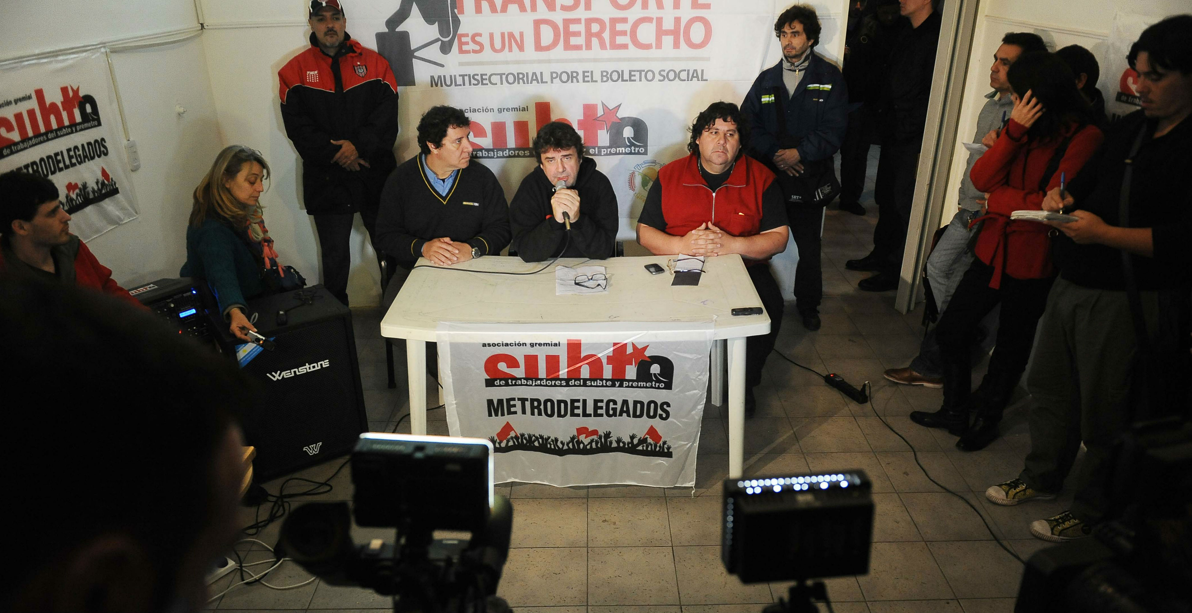 Metrodelegados pararán dos horas el jueves