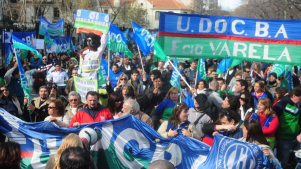 Docentes bonaerenses vuelven a movilizar