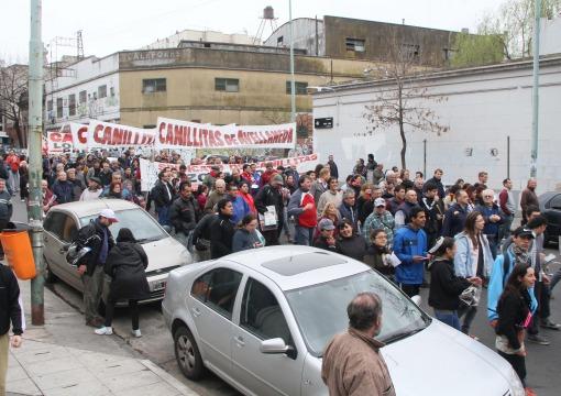 Canillitas denunciaron la precarización de Clarín