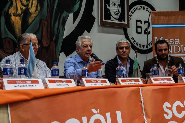 Scioli busca el apoyo de gremios bonaerenses