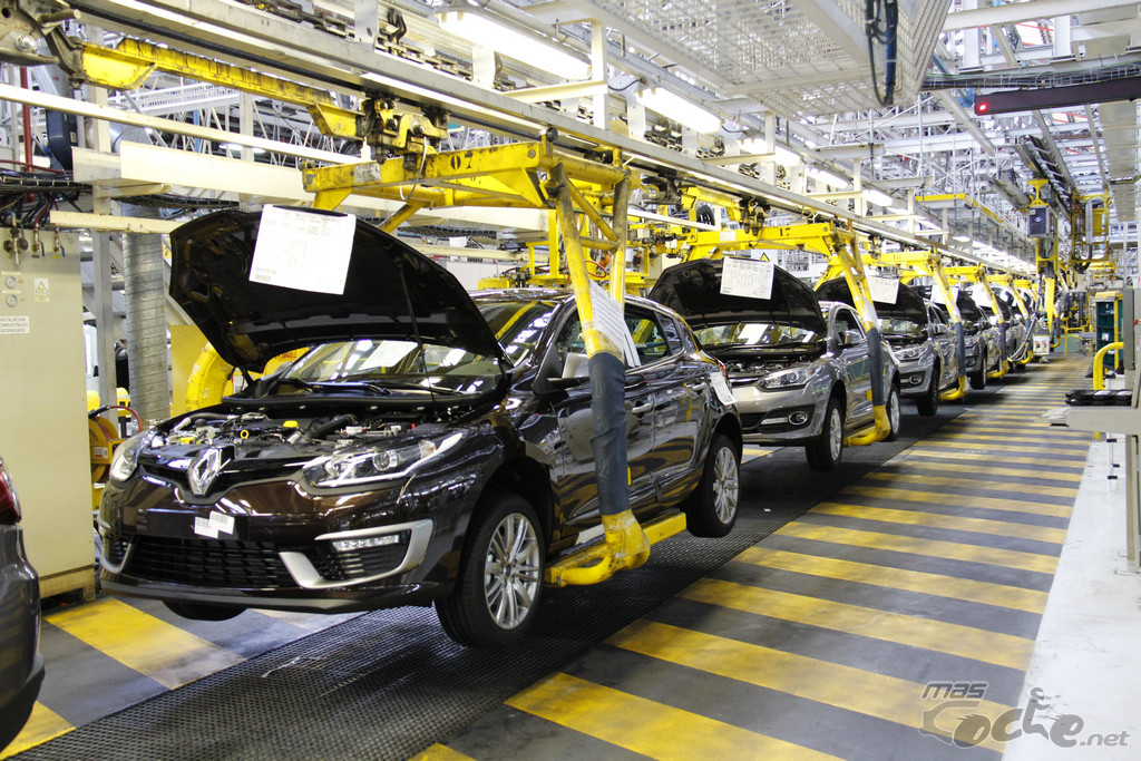 Se normaliza el trabajo en la planta de Renault