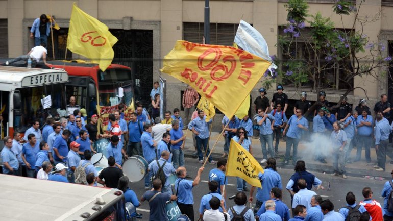 Recrudece el conflicto en la Linea 60