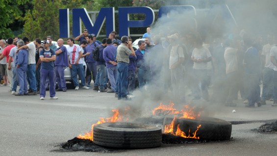 Corte de calle de los trabajadores de IMPSA