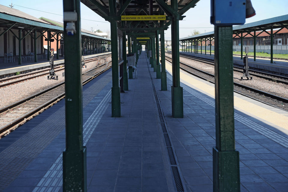 Unión Ferroviaria, ferroportuarios y señaleros lamentaron el accidente e insistieron con su reclamo de inversiones: «Resulta indispensable y urgente garantizar la seguridad y readecuar recursos»