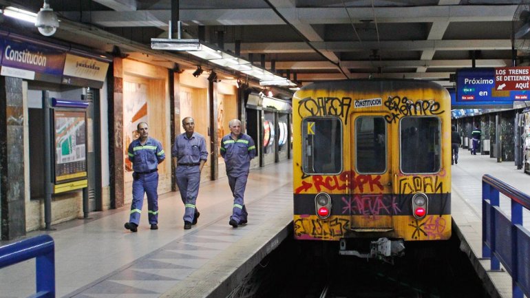 Paro sorpresivo en la Linea C de subtes