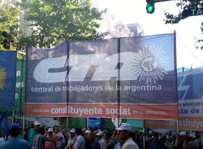 La CTA opositora marcha por Ganancias y Nisman