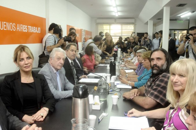 Docentes bonaerenses retoman las paritarias