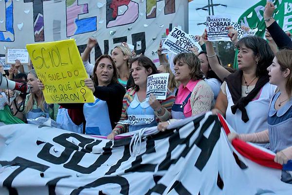 Docentes bonaerenses protestarán en el obelisco