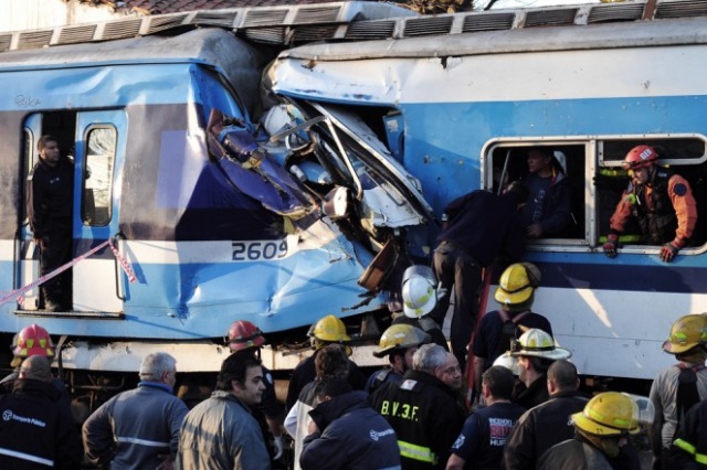 Apuntan a los gremios por la Tragedia de Castelar