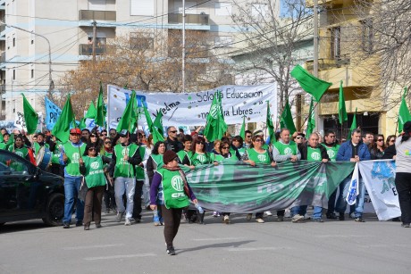 Río Negro firmó 5 mil pases a planta