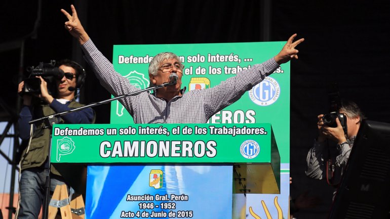 Ponen primera las paritarias de Camioneros