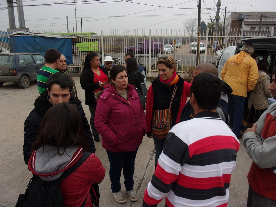 Sigue la lucha en Petinari por los puestos de trabajo