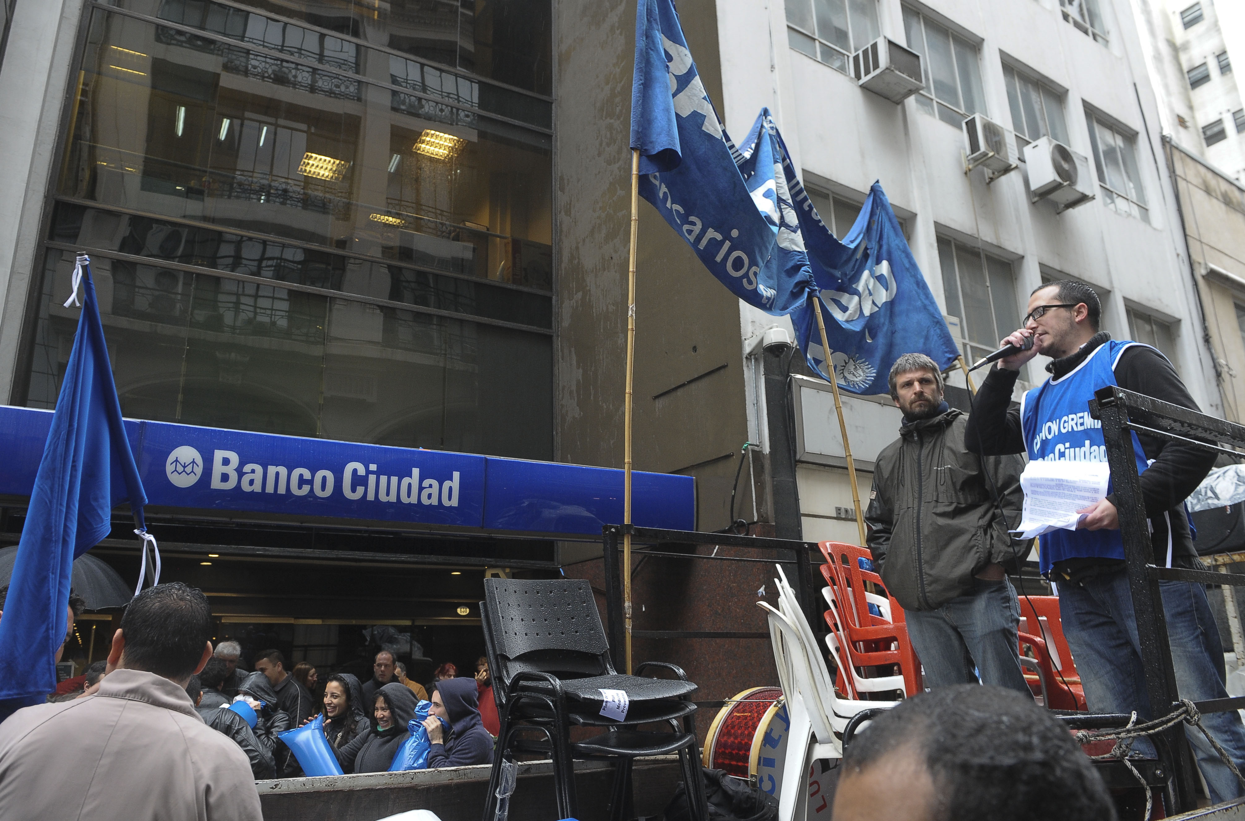 Pararon los trabajadores del Banco Ciudad