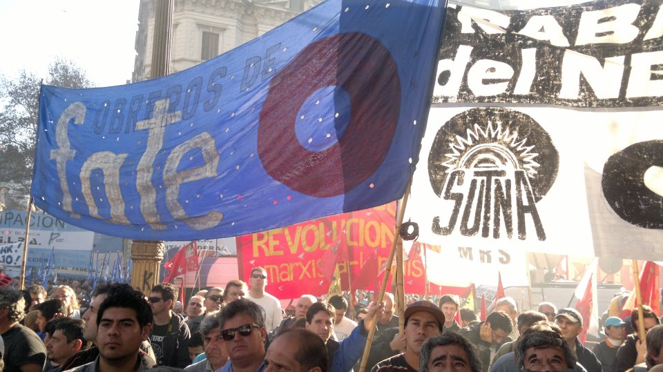 La Corte ordena rever el quite de fueros a un delegado