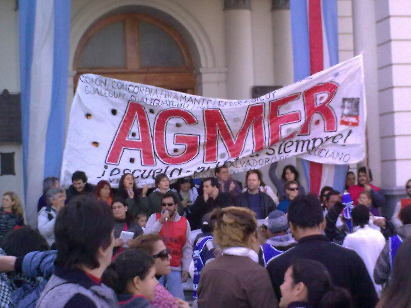 Docentes entrerrianos vuelven a los paros