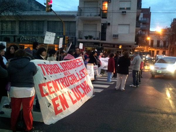 Protesta contra el vaciamiento del Centro Gallego