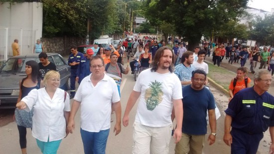 ATE movilizó en Córdoba para resistir 246 despidos