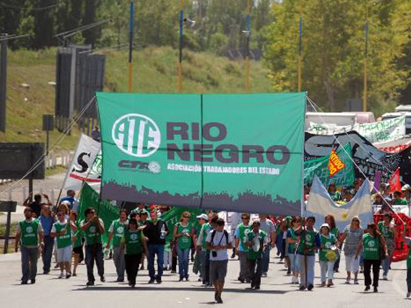 ¿Premonitorio? Río Negro ofreció 19% a estatales