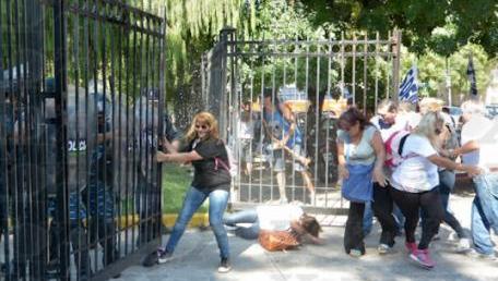 Trabajadoras reprimidas el Día de la mujer