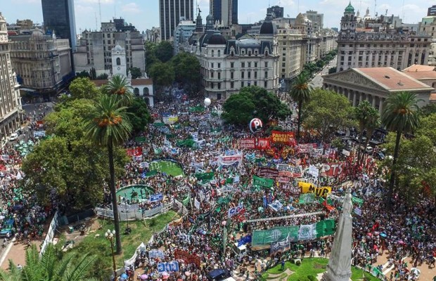 ATE va a un nuevo paro nacional contra los despidos el 19 de abril