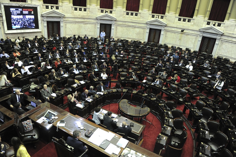 Los alfiles de Moyano y Barrionuevo en diputados no dieron quorum para la ley antidespidos