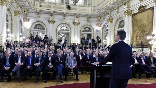 Con un acuerdo con empresarios, Macri trató de detener la ley antidespidos