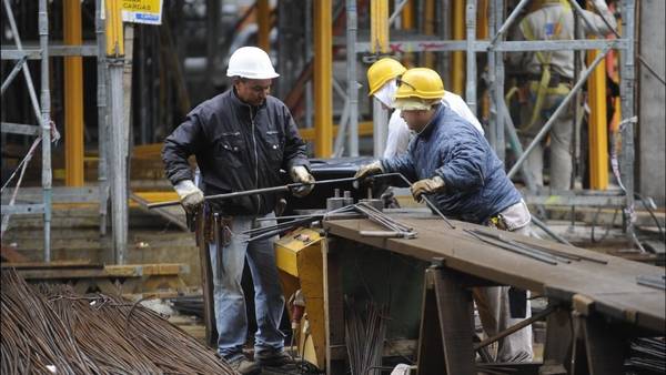 Sigue el desplome: la construcción perdió 60 mil empleos en 6 meses