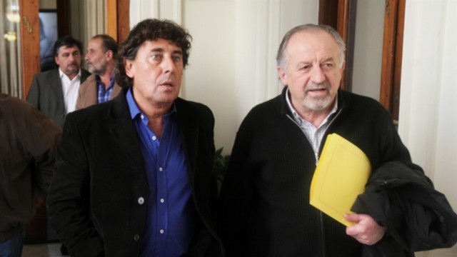 Micheli y Yasky hablan de paros y movilizaciones si hay veto