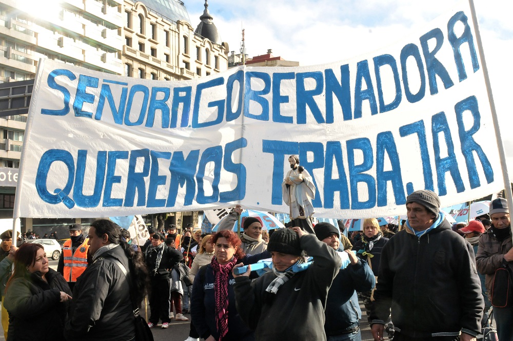 Dura respuesta del gobierno de Vidal a la marcha de Barrios de Pié