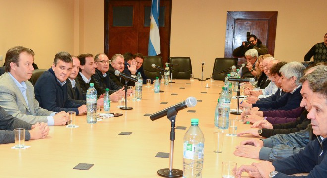 Moyano y Yasky se reunieron con intendentes bonaerenses