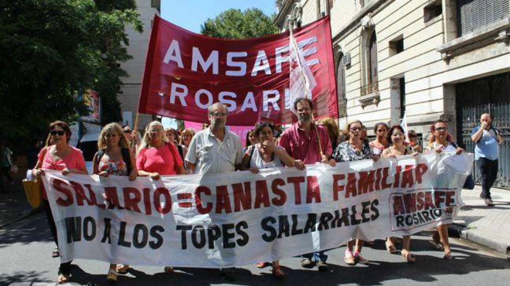 Docentes rosarinos van por la reapertura de paritarias