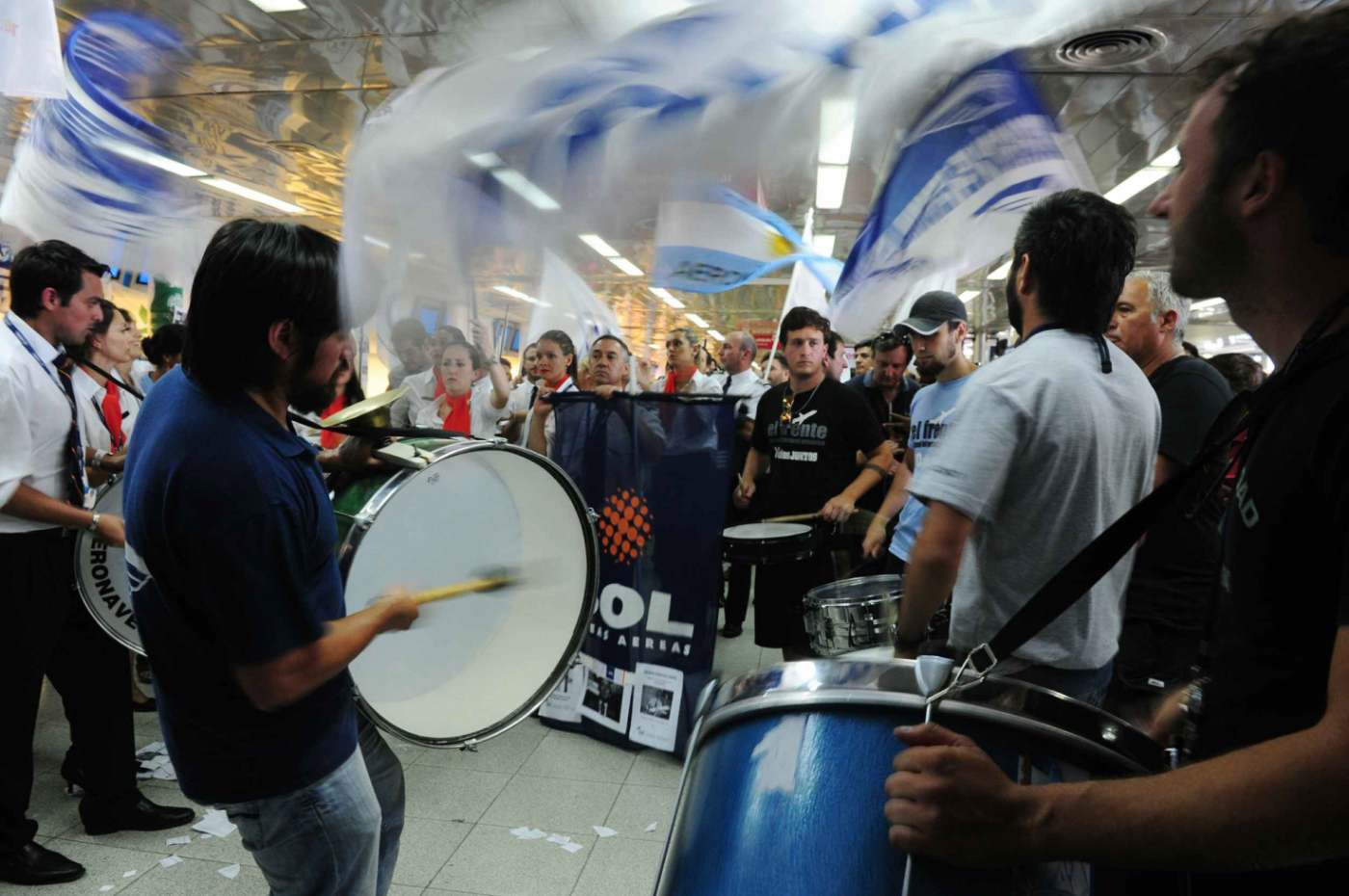 Aeronavegantes reactivan protestas por la reubicación de los despedidos de Sol