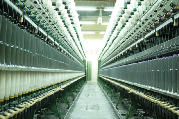 Textil cierra su planta dos meses y suspende 450 operarios